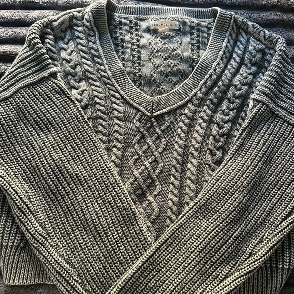 Aeropostale Light Gray Knit Sweater